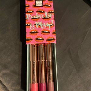 BNIB The Beauty Crop- pucker up set